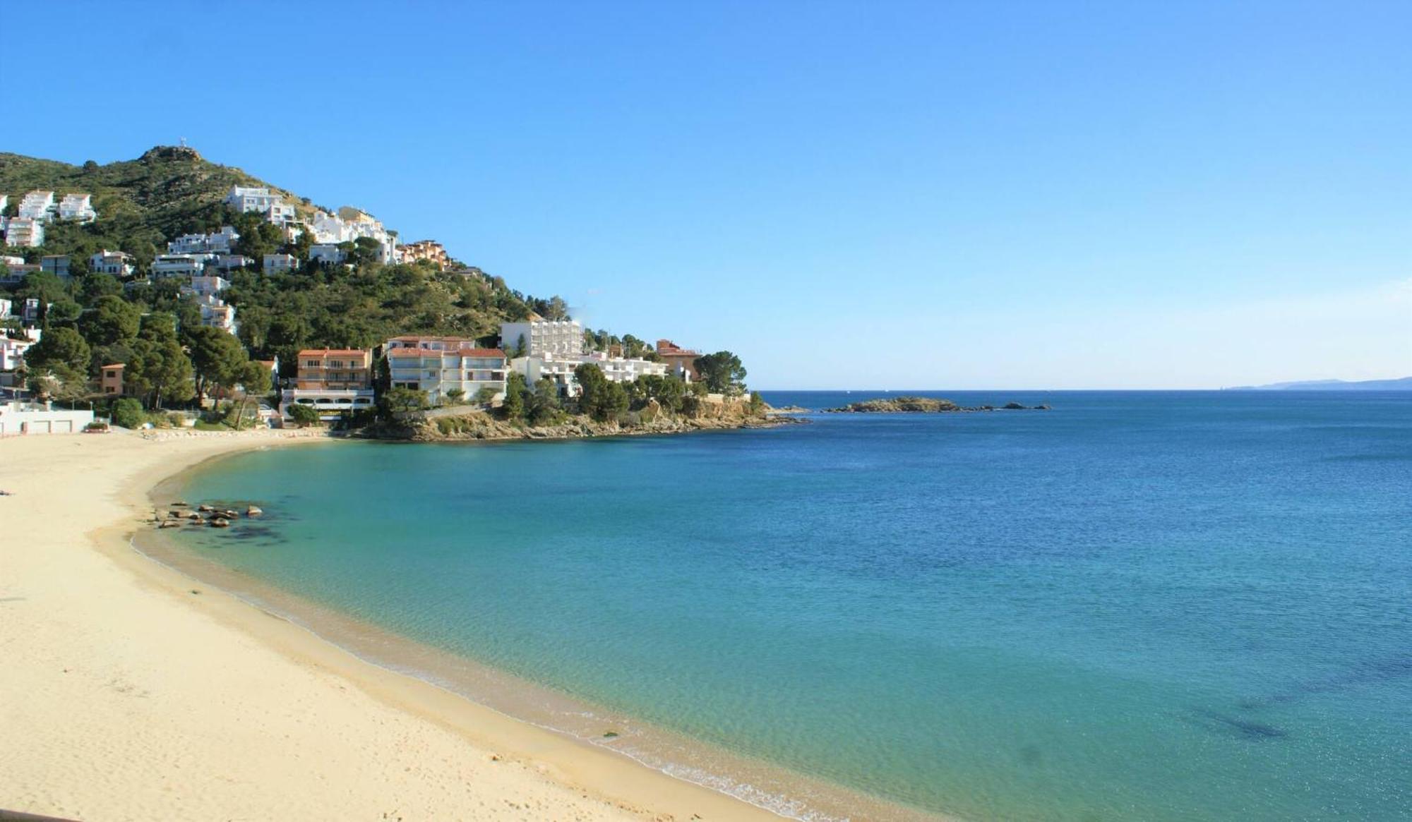 Casa Con Vistas Al Mar Y A La Montana En La Almadrava Villa Росес Екстериор снимка